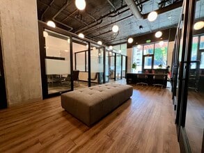 151 NW 9th Ave, Portland, OR for lease Interior Photo- Image 2 of 11