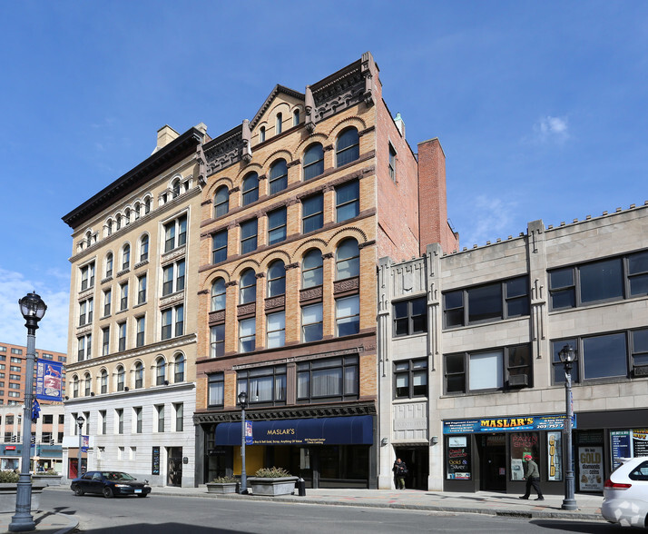 65-67 Bank St, Waterbury, CT à vendre - Photo principale - Image 1 de 1