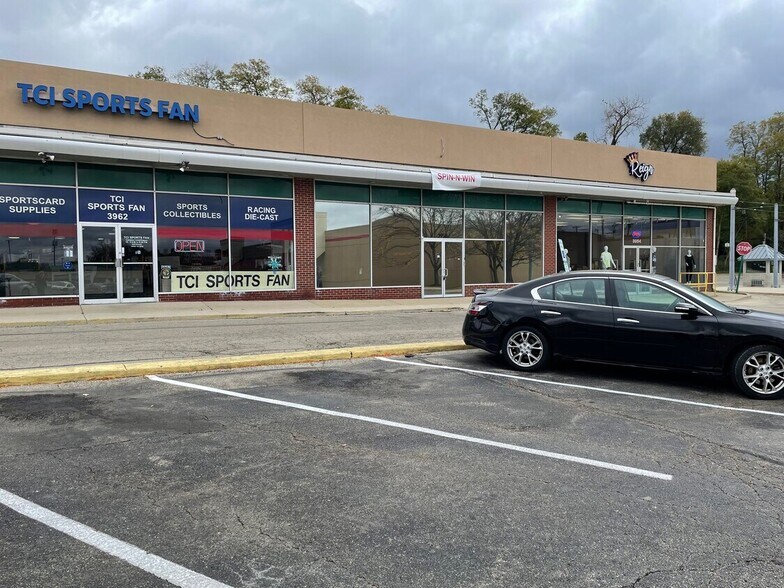 3950-3964 Linden Ave, Dayton, OH à vendre - Photo du bâtiment - Image 3 de 5