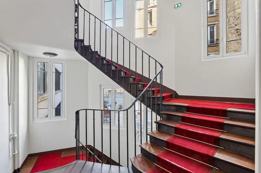 47 Rue De Charonne, Paris for lease - Building Photo - Image 3 of 18