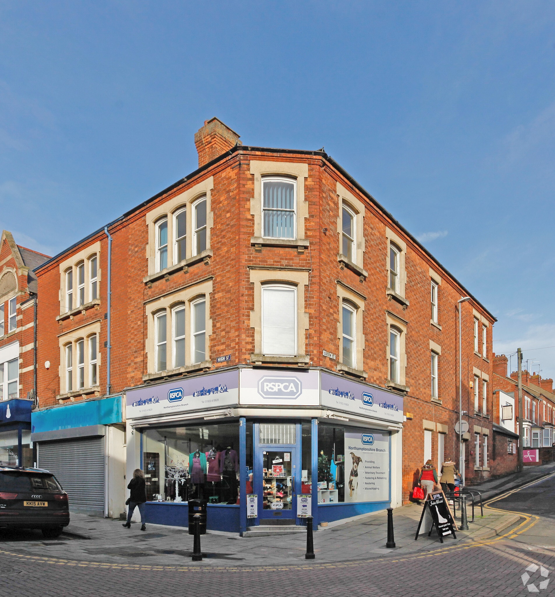 68 High St, Rushden à louer Photo principale- Image 1 de 3