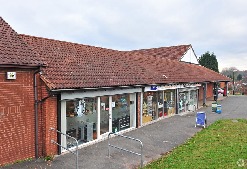 Warbler Pl, Kidderminster for lease - Building Photo - Image 2 of 3