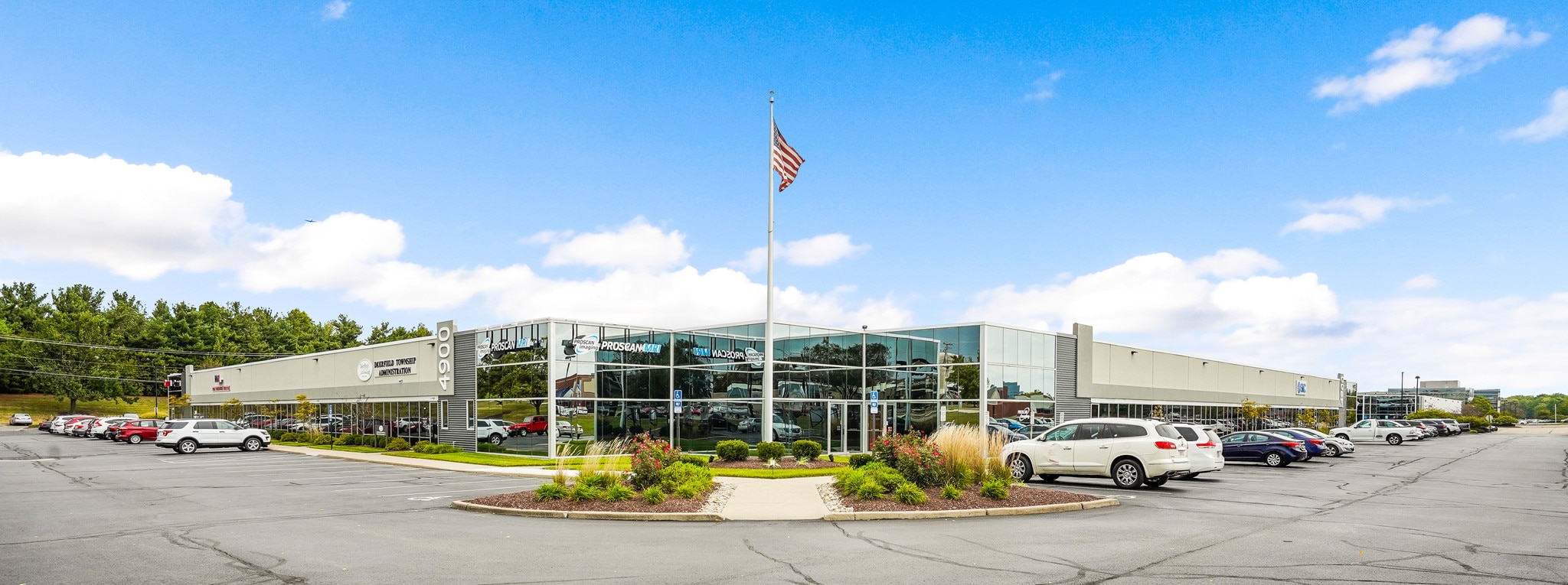 4900 Parkway Dr, Mason, OH for lease Primary Photo- Image 1 of 16