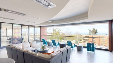 3333 N Torrey Pines Ct, La Jolla, CA for lease Interior Photo- Image 2 of 7