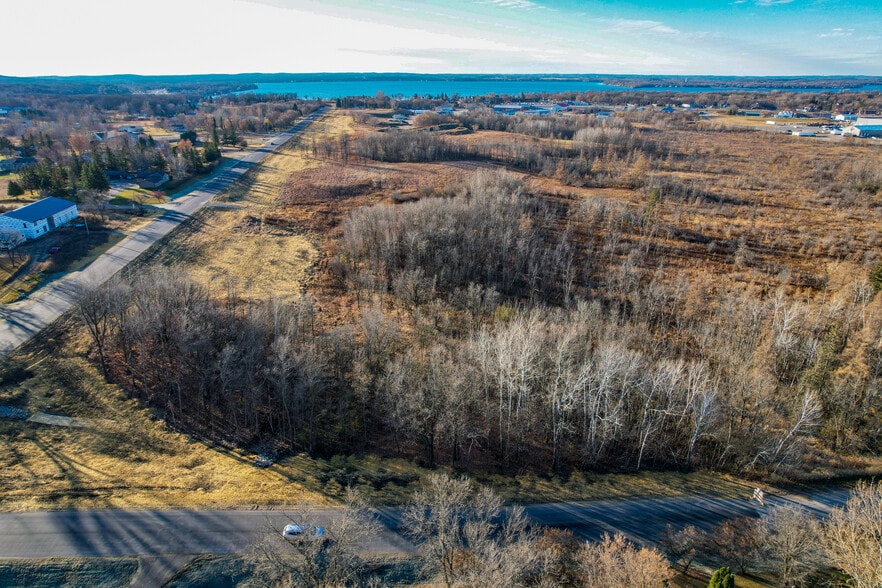 1240 Randolph rd, Detroit Lakes, MN à vendre - Photo du bâtiment - Image 3 de 44