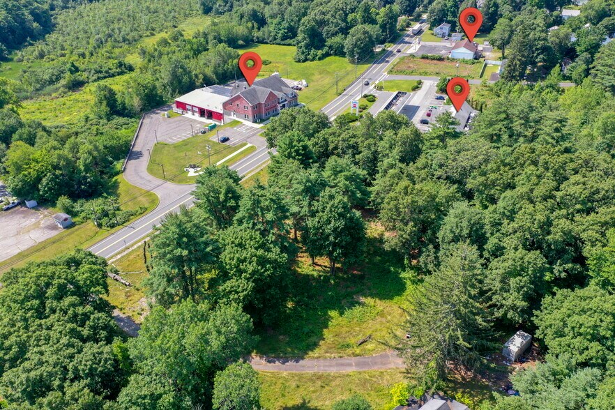 193 West St, Ware, MA à louer - Photo du bâtiment - Image 3 de 6