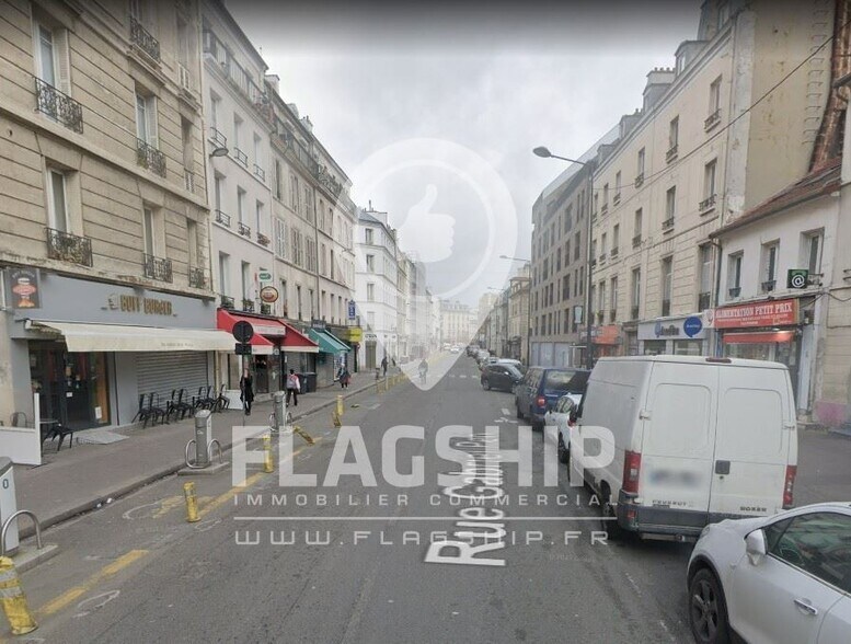 Commerce de détail dans Saint-Denis à louer - Photo du bâtiment - Image 3 de 3