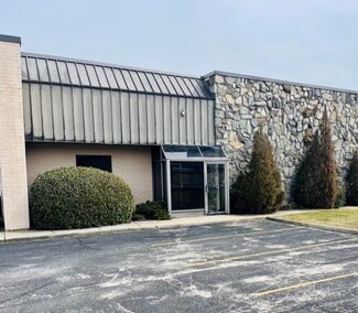 Plus de détails pour 55 Knickerbocker Ave, Bohemia, NY - Bureau à louer