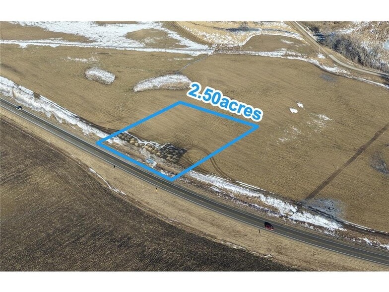 60th Ave NE, Kandiyohi, MN à vendre - Photo du bâtiment - Image 2 de 3
