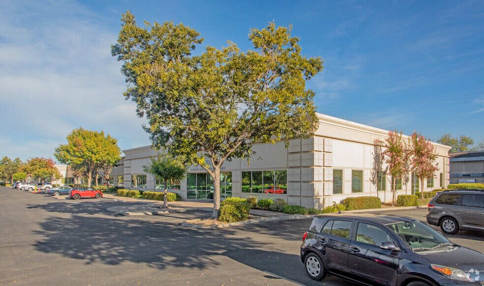 6860-6878 Santa Teresa Blvd, San Jose, CA à louer - Photo du bâtiment - Image 1 de 10