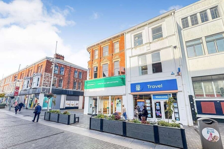 33 Victoria St W, Grimsby for sale - Building Photo - Image 3 of 6