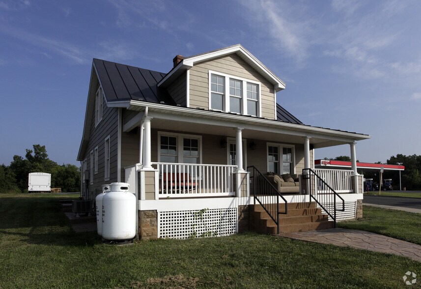 33859 Old Valley Pike, Strasburg, VA à vendre - Photo du bâtiment - Image 2 de 3