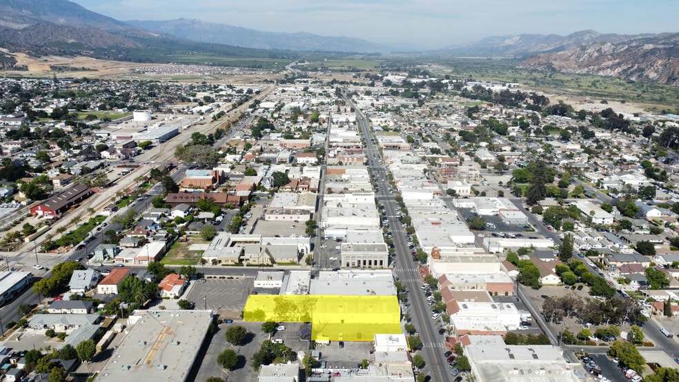 847 E Main St, Santa Paula, CA à vendre - Photo du bâtiment - Image 3 de 13