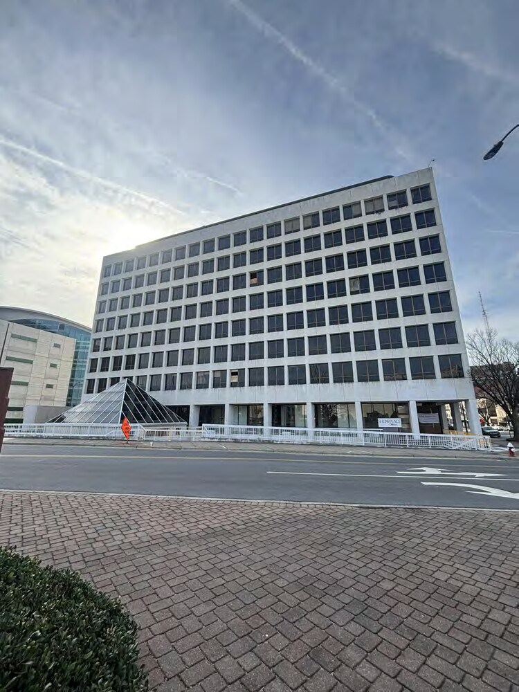 101 S Main St, High Point, NC for lease Primary Photo- Image 1 of 11