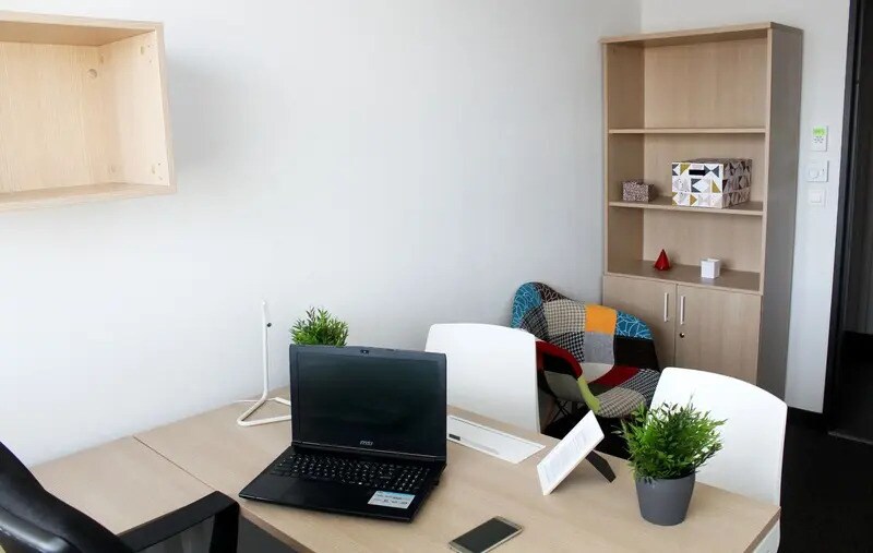 Office in Montpellier for lease - Interior Photo - Image 1 of 2