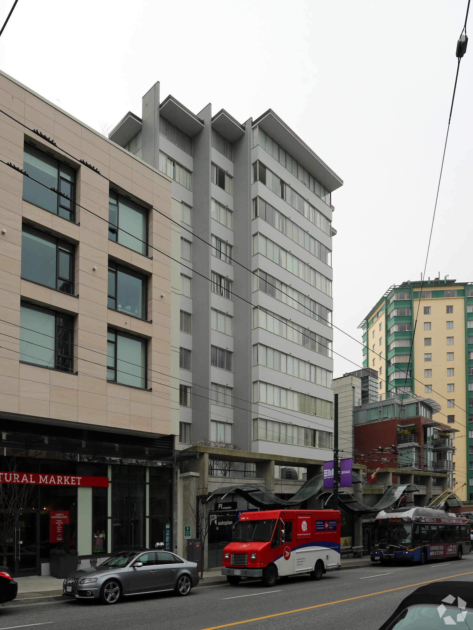 1750 Davie St, Vancouver, BC à vendre Photo principale- Image 1 de 1