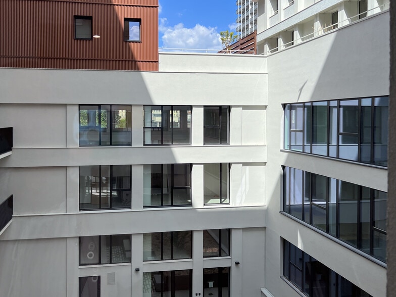 9 Rue Desaix, Lyon for lease - Building Photo - Image 3 of 13