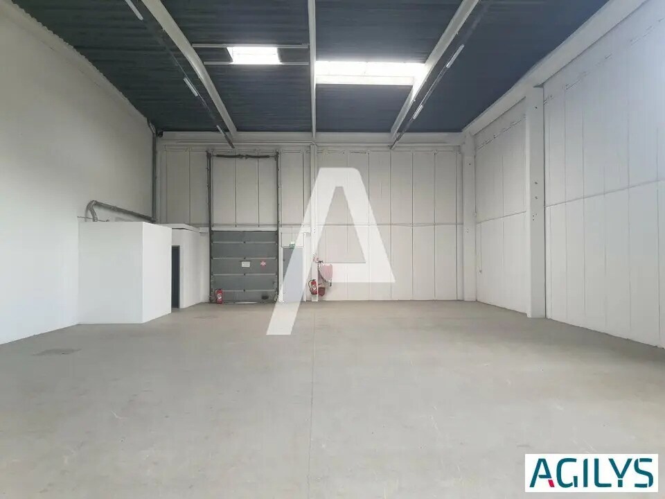 Flex in Valenton for lease Building Photo- Image 1 of 7