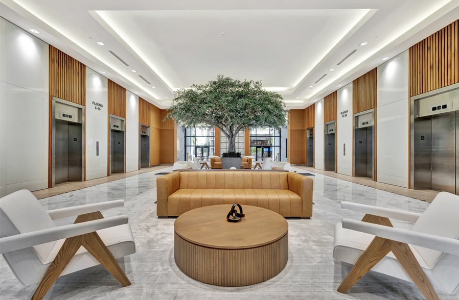 110 E Broward Blvd, Fort Lauderdale, FL for lease - Interior Photo - Image 1 of 5