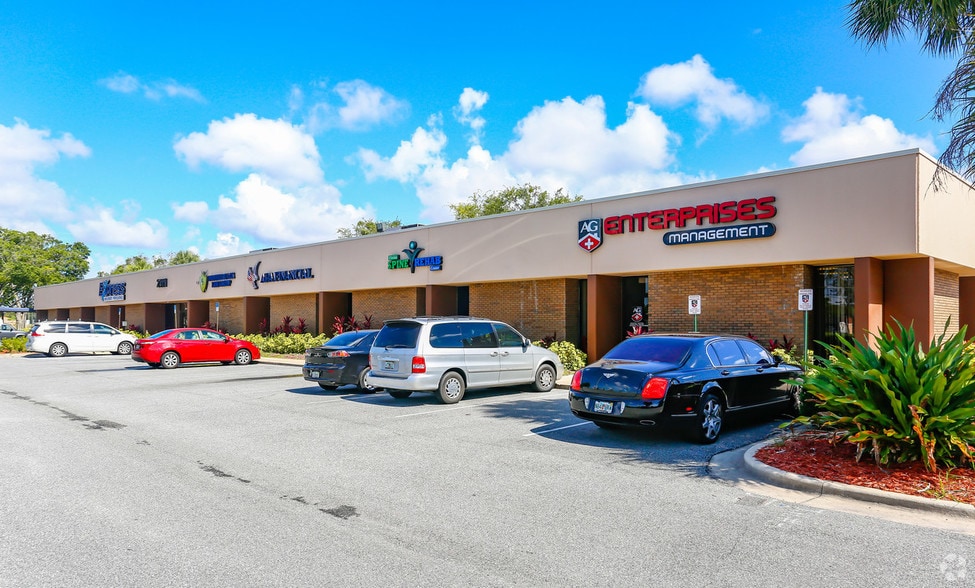 2411 Sand Lake Rd, Orlando, FL for lease - Building Photo - Image 1 of 23
