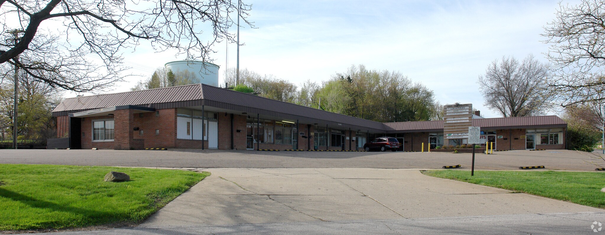 2695 N Haven Blvd, Cuyahoga Falls, OH for lease Primary Photo- Image 1 of 9