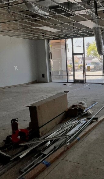 4235 University Pky, San Bernardino, CA for lease - Building Photo - Image 3 of 4