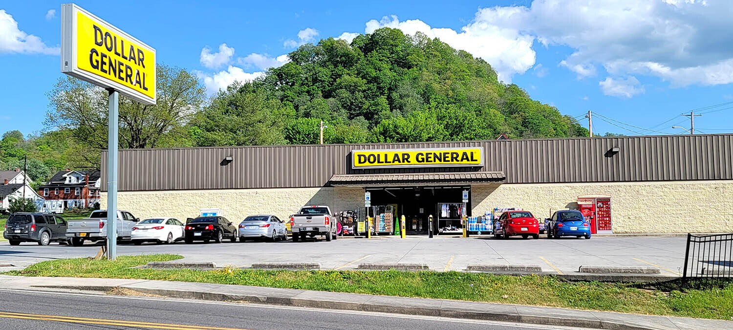 216 E Main St, Saltville, VA à vendre Photo principale- Image 1 de 6