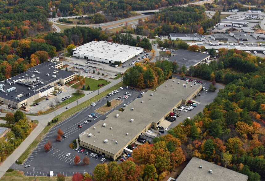 16 Esquire Rd, North Billerica, MA à louer - Photo du bâtiment - Image 2 de 19