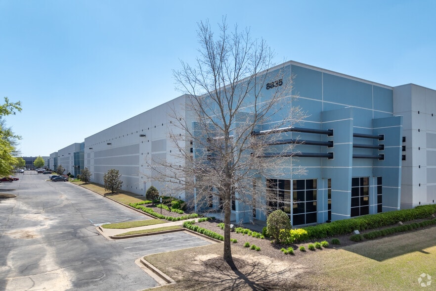 8835 Commerce Dr, Southaven, MS à louer - Photo principale - Image 1 de 8