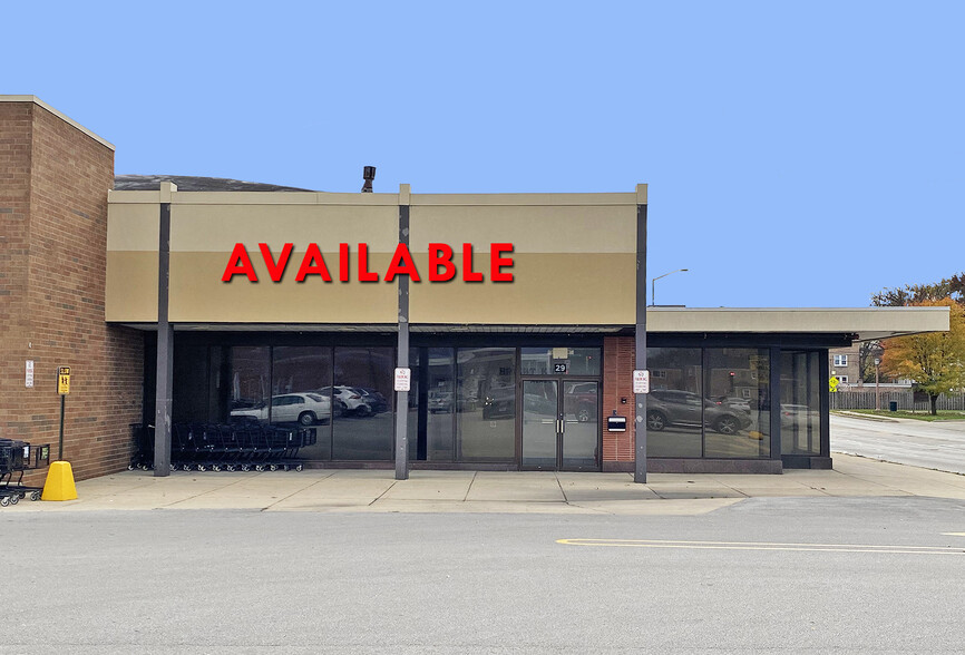 29-37 E Charles St, Villa Park, IL for lease - Building Photo - Image 2 of 7