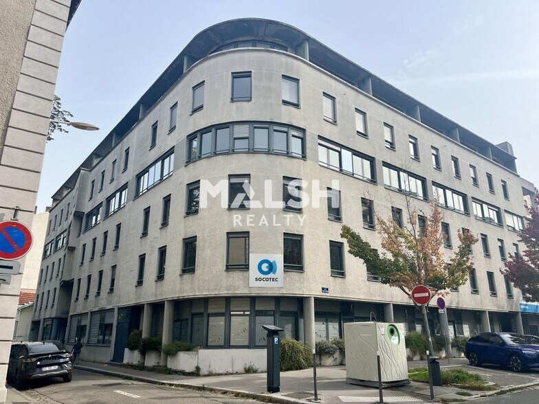 9 Rue Des Tuiliers, Lyon for lease - Building Photo - Image 1 of 27