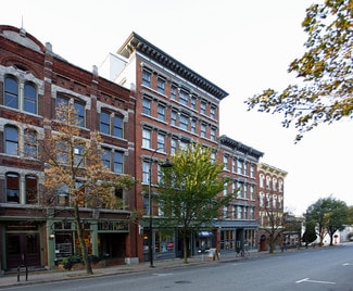 Plus de détails pour 119-125 College St, Burlington, VT - Bureau à louer