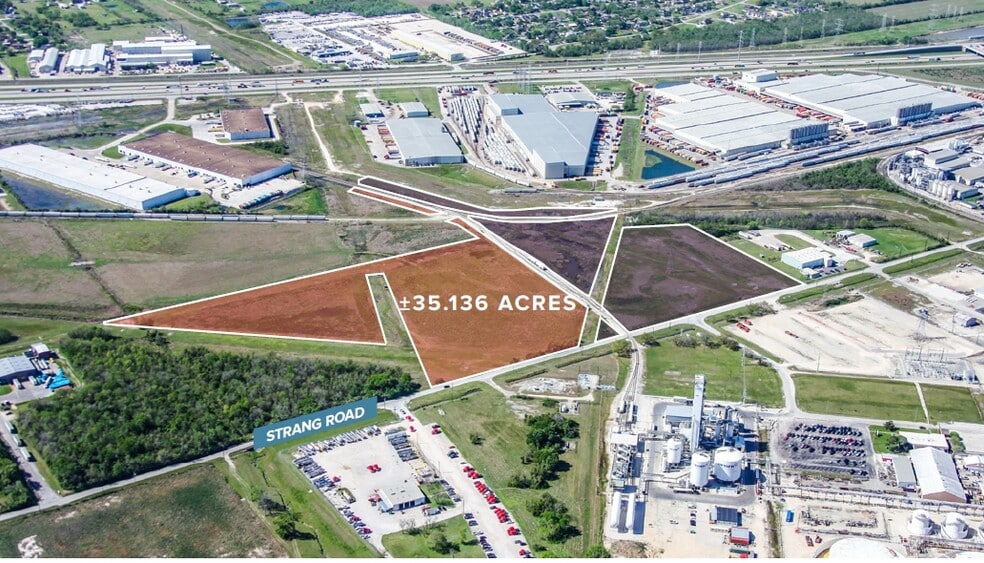 11604-11701 Strang Rd, La Porte, TX for sale - Aerial - Image 2 of 5