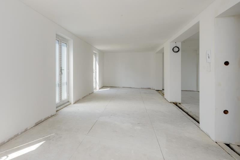 191a Uxbridge Rd, London for lease - Interior Photo - Image 3 of 4