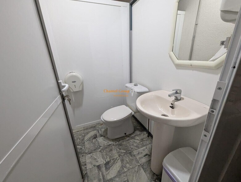 Carrer Javier Carratala, 12, Alicante, Alicante à vendre - Photo du bâtiment - Image 3 de 9