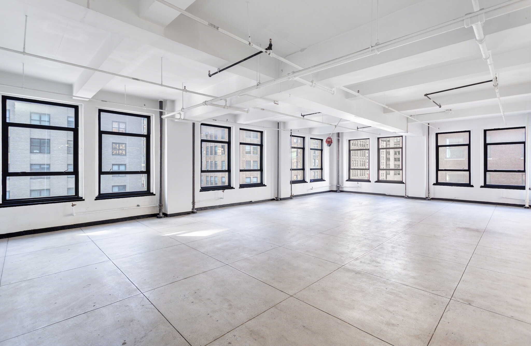 494 Eighth Ave, New York, NY for lease Interior Photo- Image 1 of 4