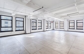 494 Eighth Ave, New York, NY for lease Interior Photo- Image 1 of 4