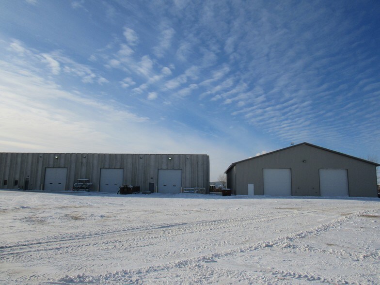 3030 24th Ave S, Moorhead, MN à louer - Photo du bâtiment - Image 3 de 13