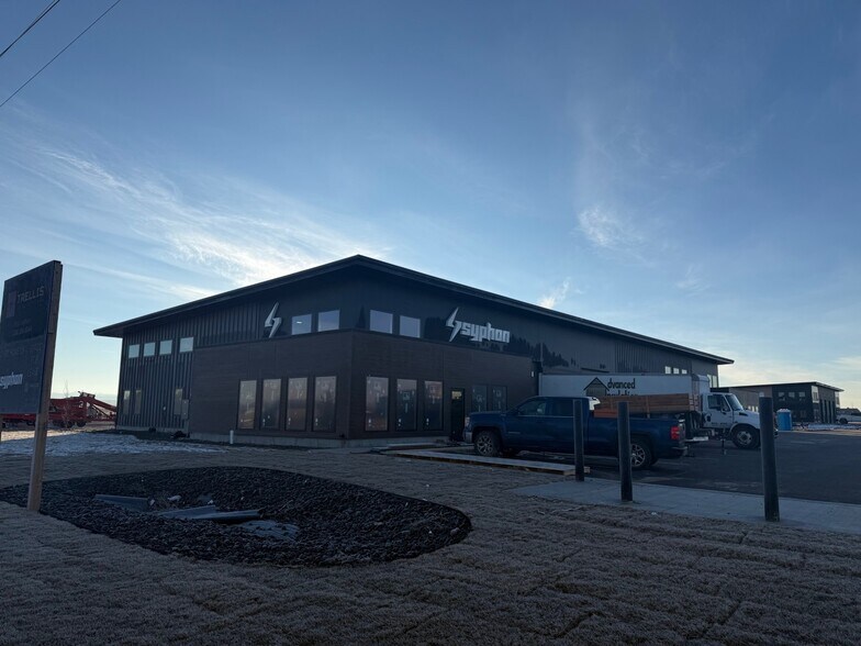 4738 Thunderbird Rd, Rexburg, ID à louer - Photo du bâtiment - Image 2 de 7