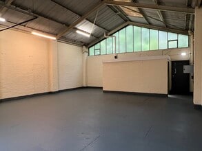 1-15 Dixon Pl, East Kilbride for lease Interior Photo- Image 2 of 5