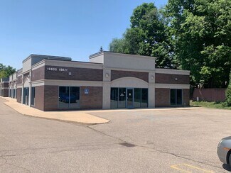 Plus de détails pour 19805-19821 Farmington Rd, Livonia, MI - Bureau/Médical à louer