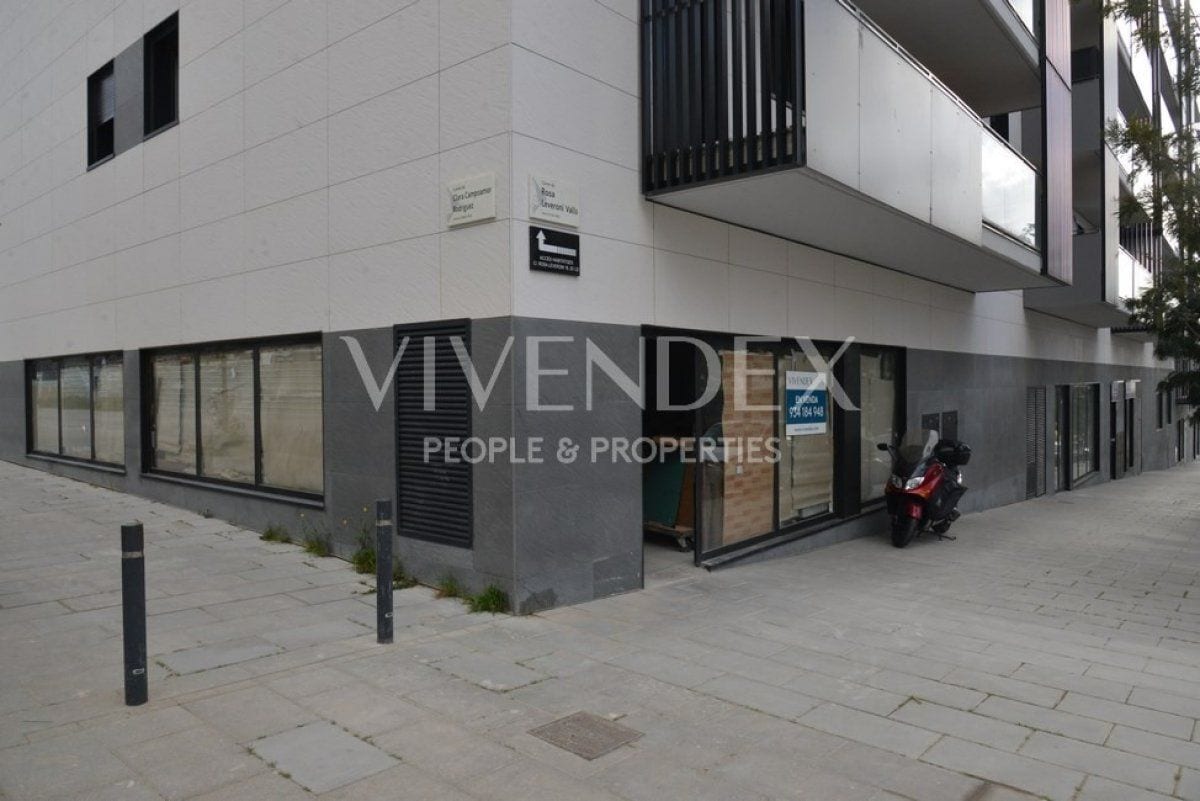 Sant Just Desvern, BAR 08960 - - - Interior Photo - Image 2 of 8