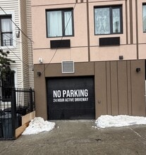 806 E 170th St, Bronx, NY à louer Photo intérieure- Image 2 de 4