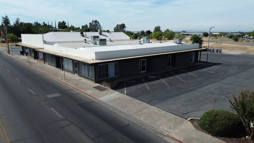 2358-2368 Lincoln St, Oroville, CA for lease - Building Photo - Image 2 of 57