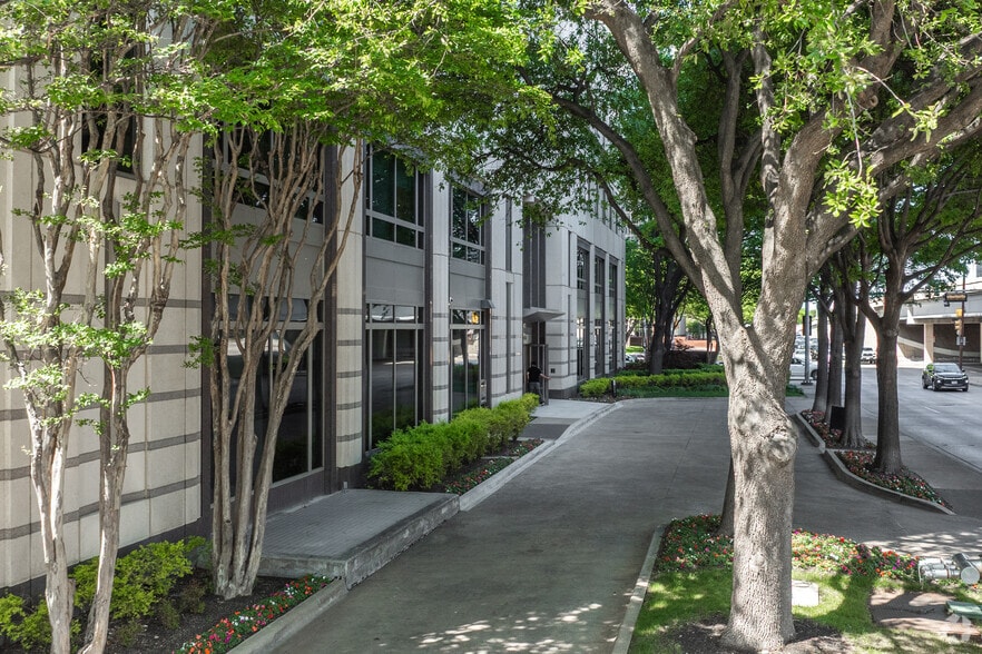 14185 Dallas Pky, Dallas, TX for lease - Building Photo - Image 2 of 13