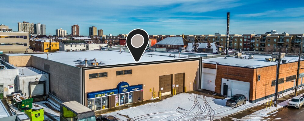 10320 80 Ave NW, Edmonton, AB à louer Photo du bâtiment- Image 1 de 2