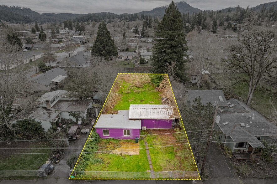 478 E 32nd Ave, Eugene, OR à vendre - Photo du bâtiment - Image 3 de 33