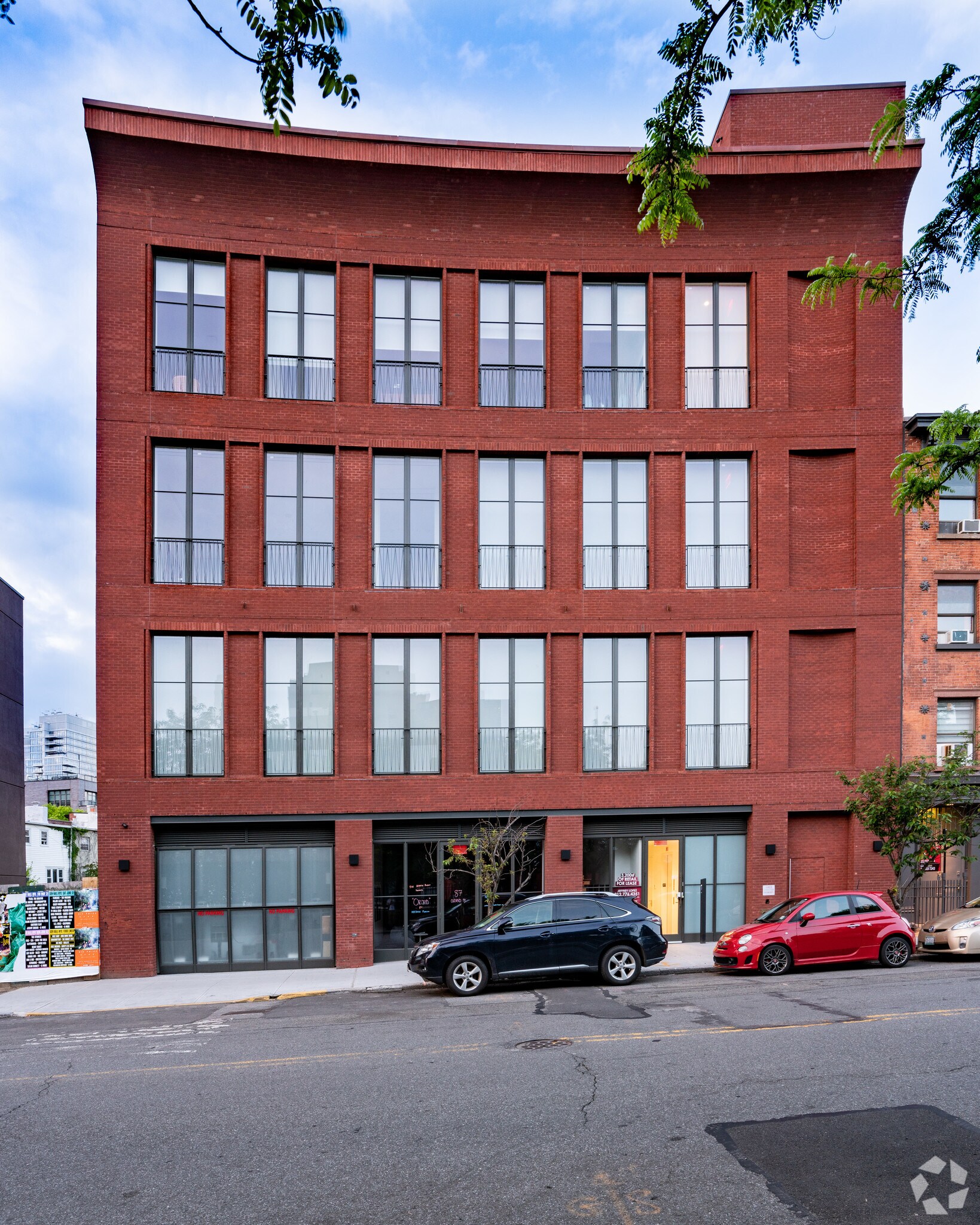 87-89 Grand St, Brooklyn, NY à louer Photo du bâtiment- Image 1 de 2
