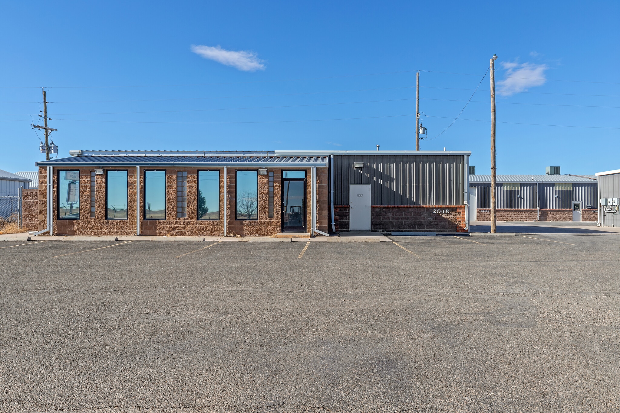204 S College Dr, Cheyenne, WY à louer Photo du bâtiment- Image 1 de 29
