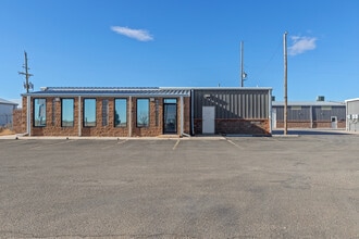 204 S College Dr, Cheyenne, WY à louer Photo du bâtiment- Image 1 de 29